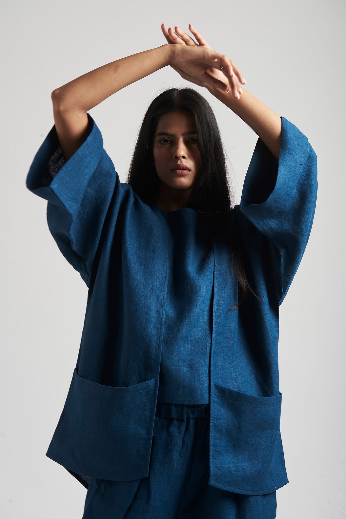 Indigo Linen Lounge Overlay Set - image 9