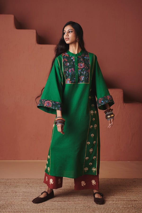 Saphed — Panna Linen Multi-Panelled Kurta Set - Sale