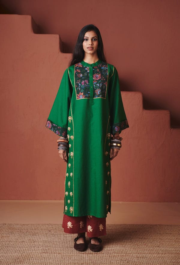 Saphed — Panna Linen Multi-Panelled Kurta Set - Sale