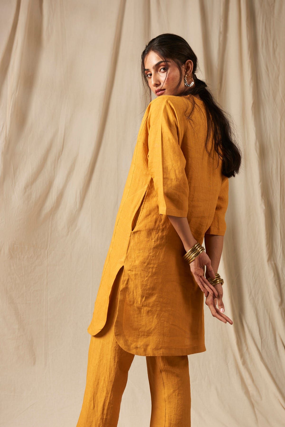 Jaisalmer Co-Linen Panelled Kurta Set - image 6