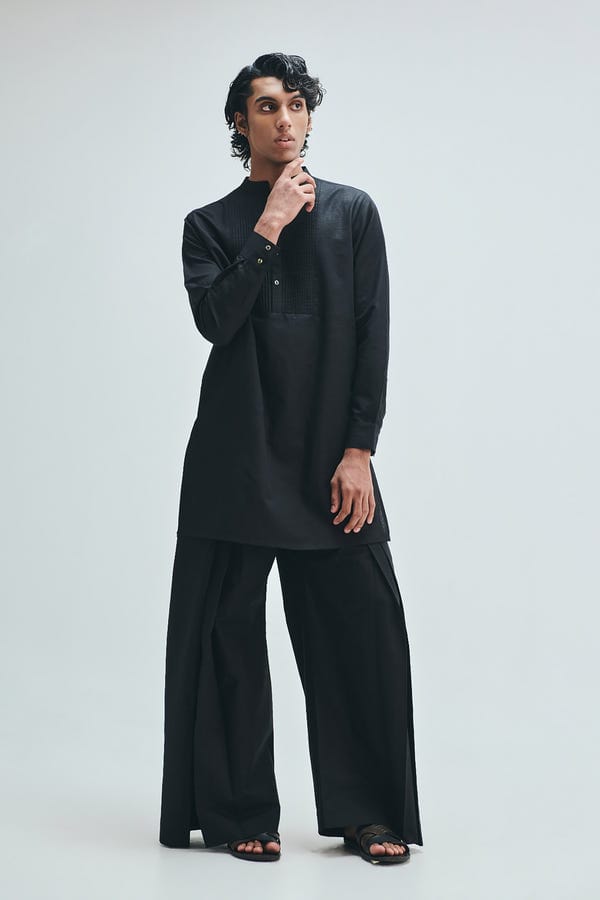 Saphed — Kohl Co-Linen Men's Pleated Yoke Kurta Set
