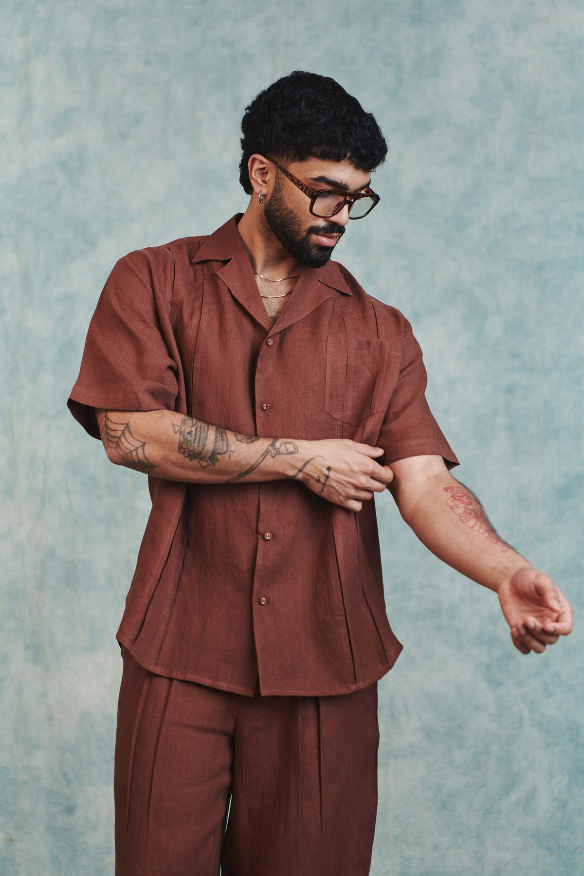 Chocolate Linen Men's Pleated Camp Collar Shirt - image 5