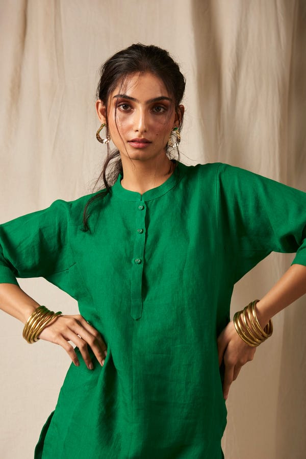Saphed — Panna Linen Panelled Kurta