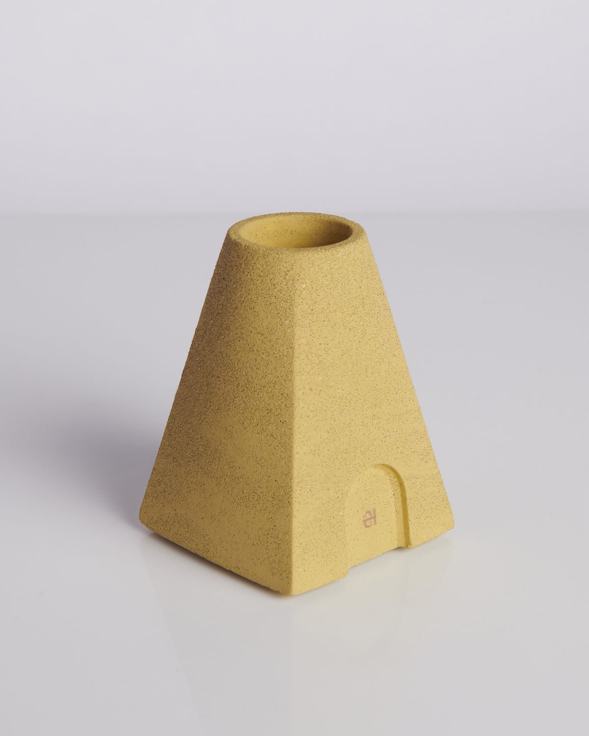 Savaar Soy Candle & Reed Diffuser Set - image 4