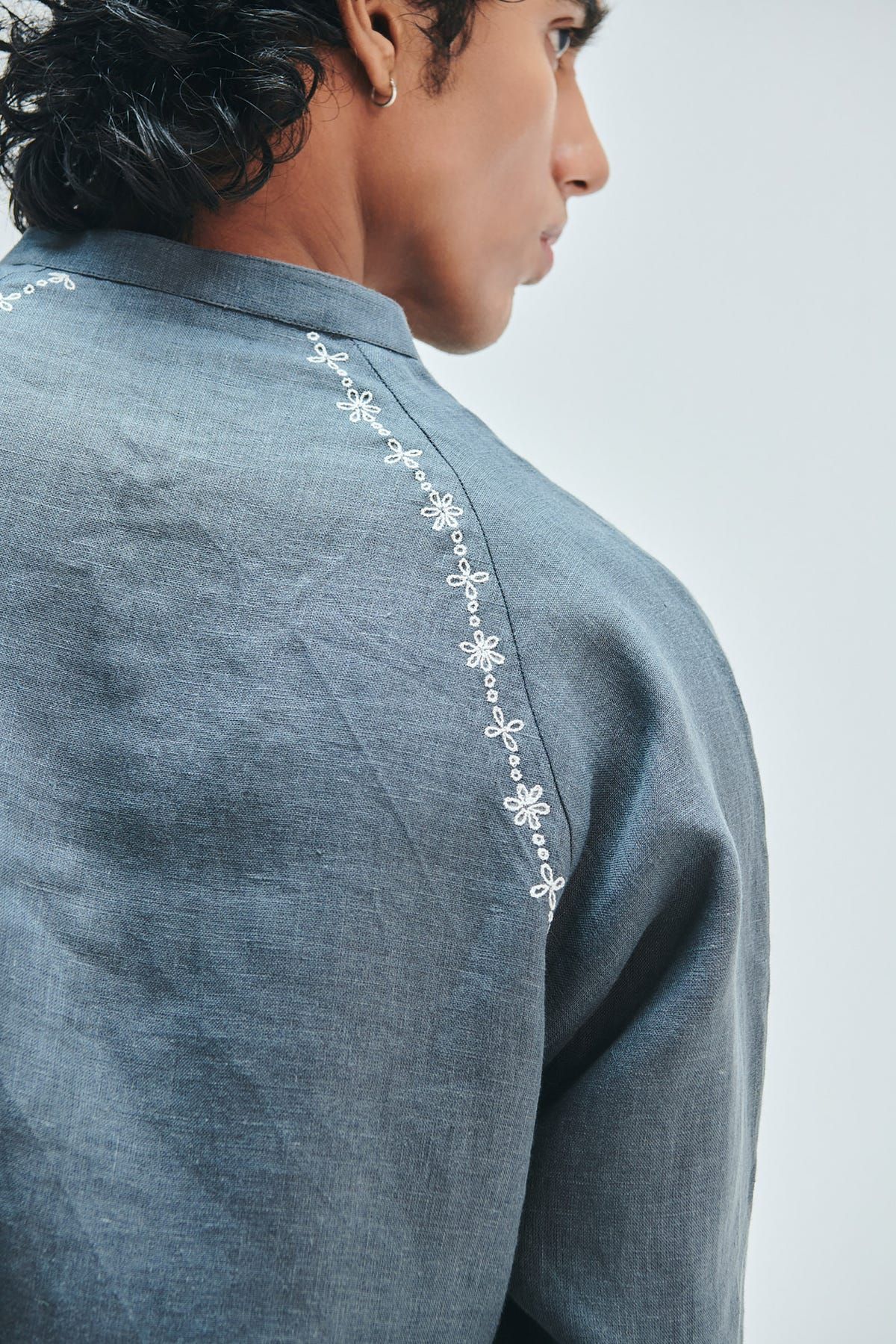 Slate Linen Embroidered Men's Raglan Shirt - image 7