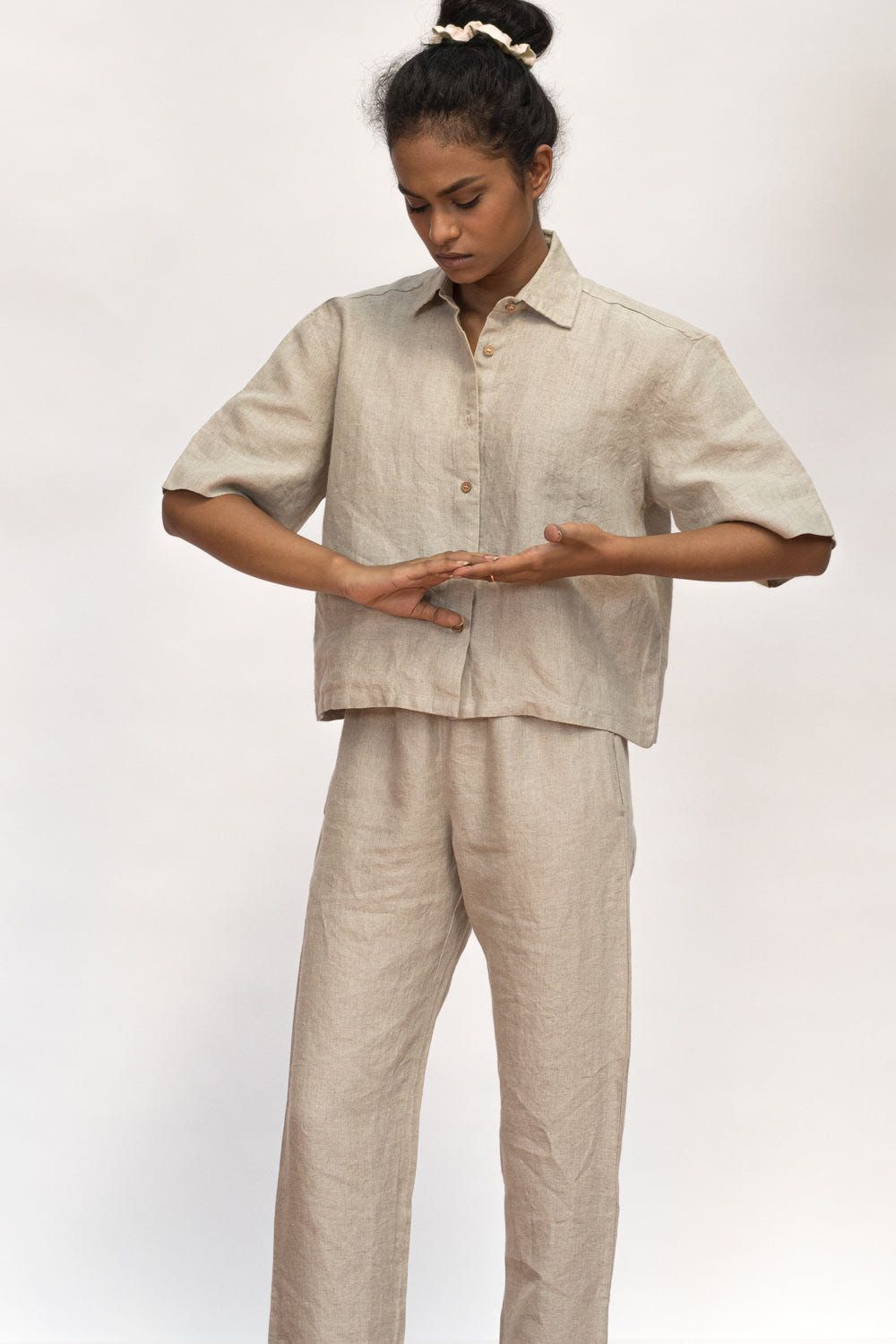 Undyed Linen Women's Pyjama Set - image 3
