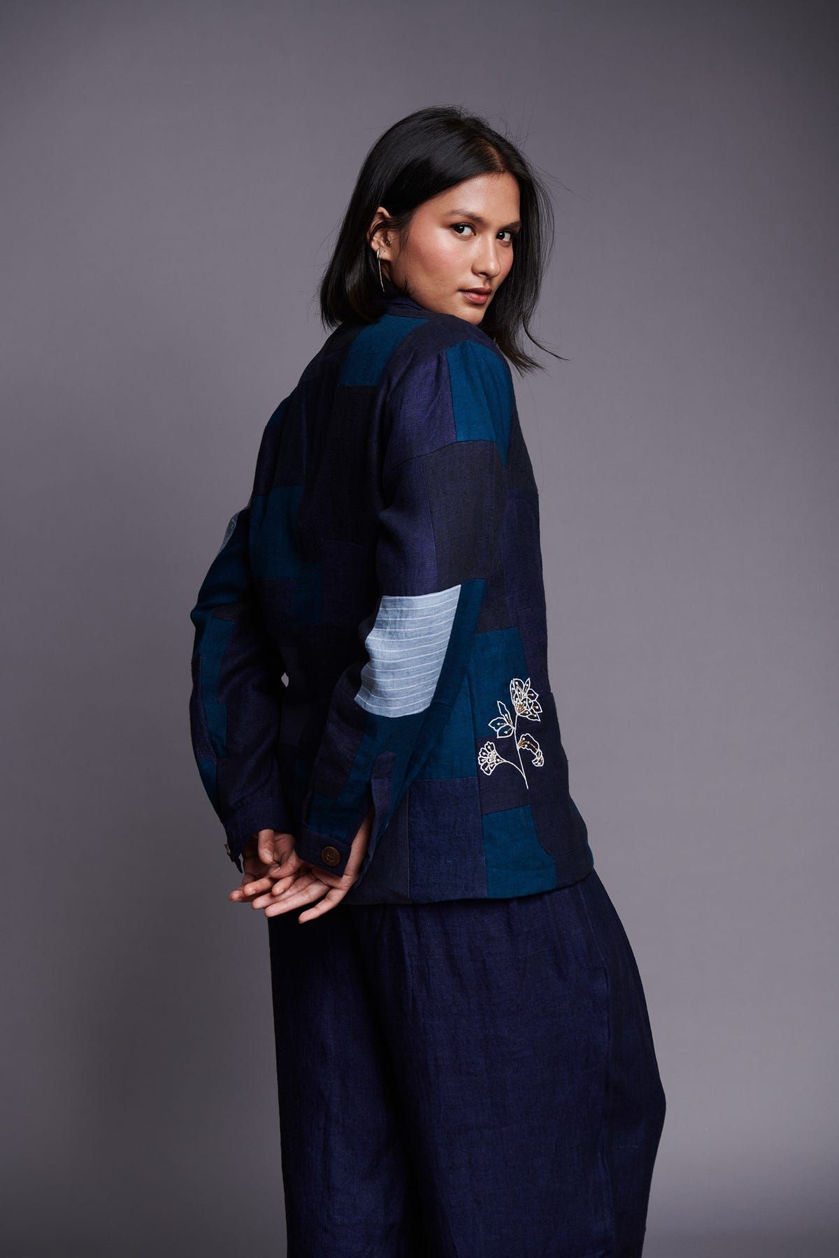 Patchwork Linen Embroidered Blazer - image 4
