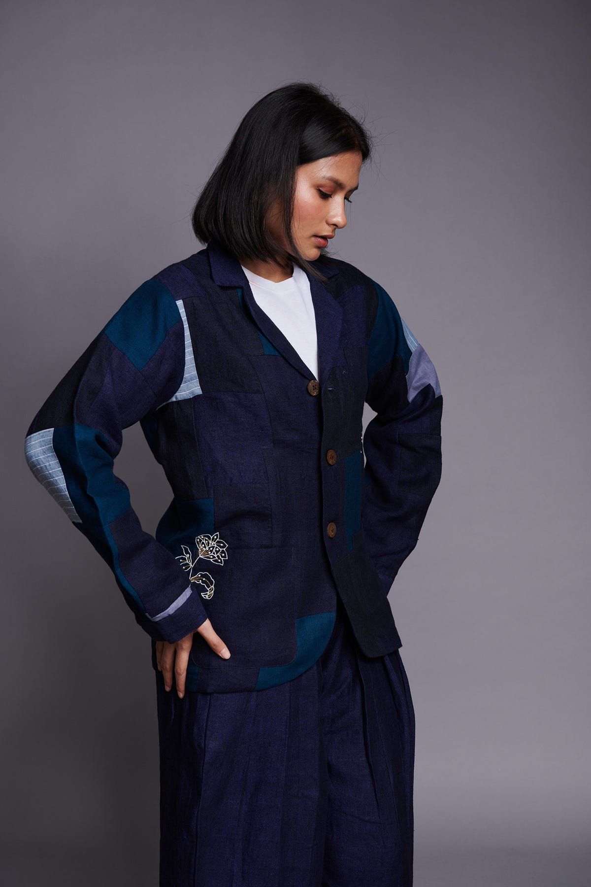 Patchwork Linen Embroidered Blazer - image 8