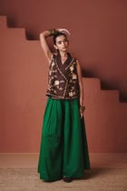 Panna Linen Multi-Pleated Pants view 5