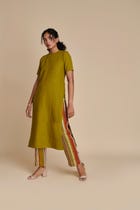 Mehendi Linen Half Sleeves Kurta Set view 3