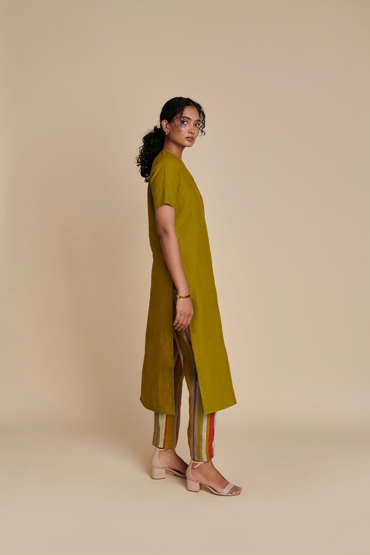 Mehendi Linen Half Sleeves Kurta Set - image 6