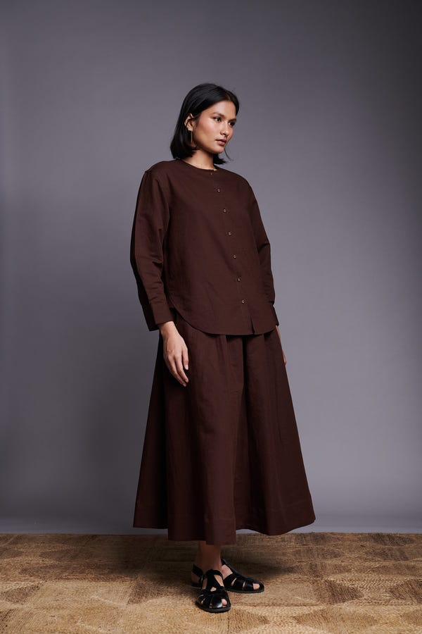 Saphed — Coffee Co-Linen Round Hem Shirt