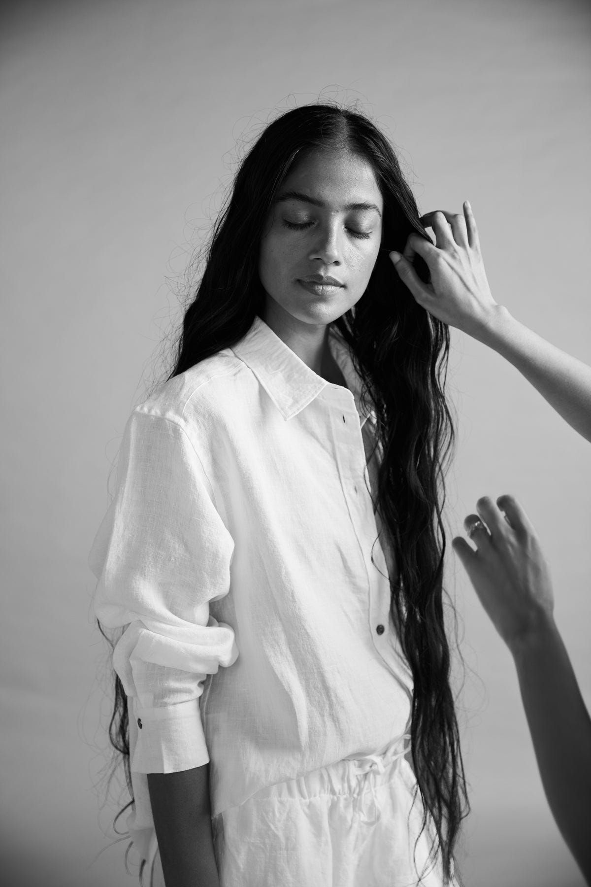 Taj Co-Linen Oversized Shirt - Sale - image 2
