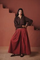 Brick Co-Linen Multi-Pleated Pants view 2