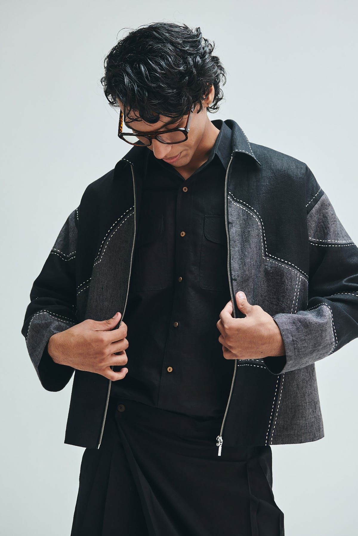 Linen Kantha Men’s Applique Panelled Jacket - image 12