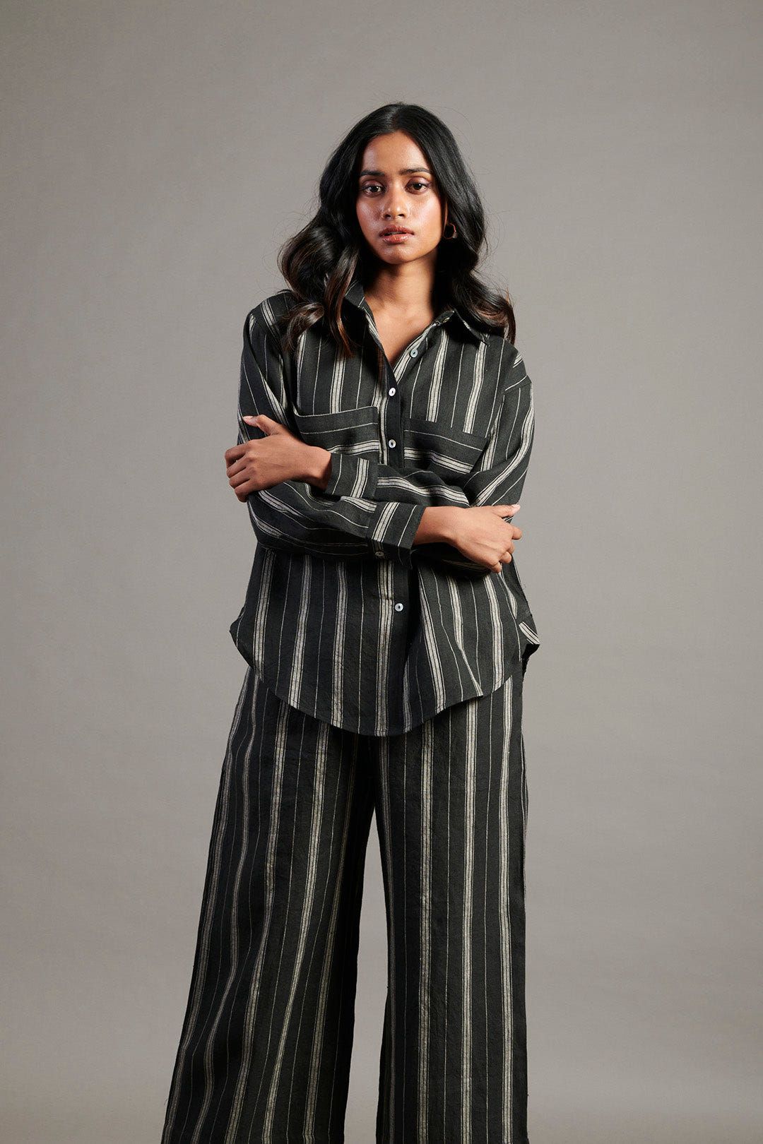 Dhaari Linen Oversized Pocket Shirt - Sale - image 2