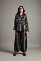 Dhaari Linen Oversized Pocket Shirt - Sale view 4