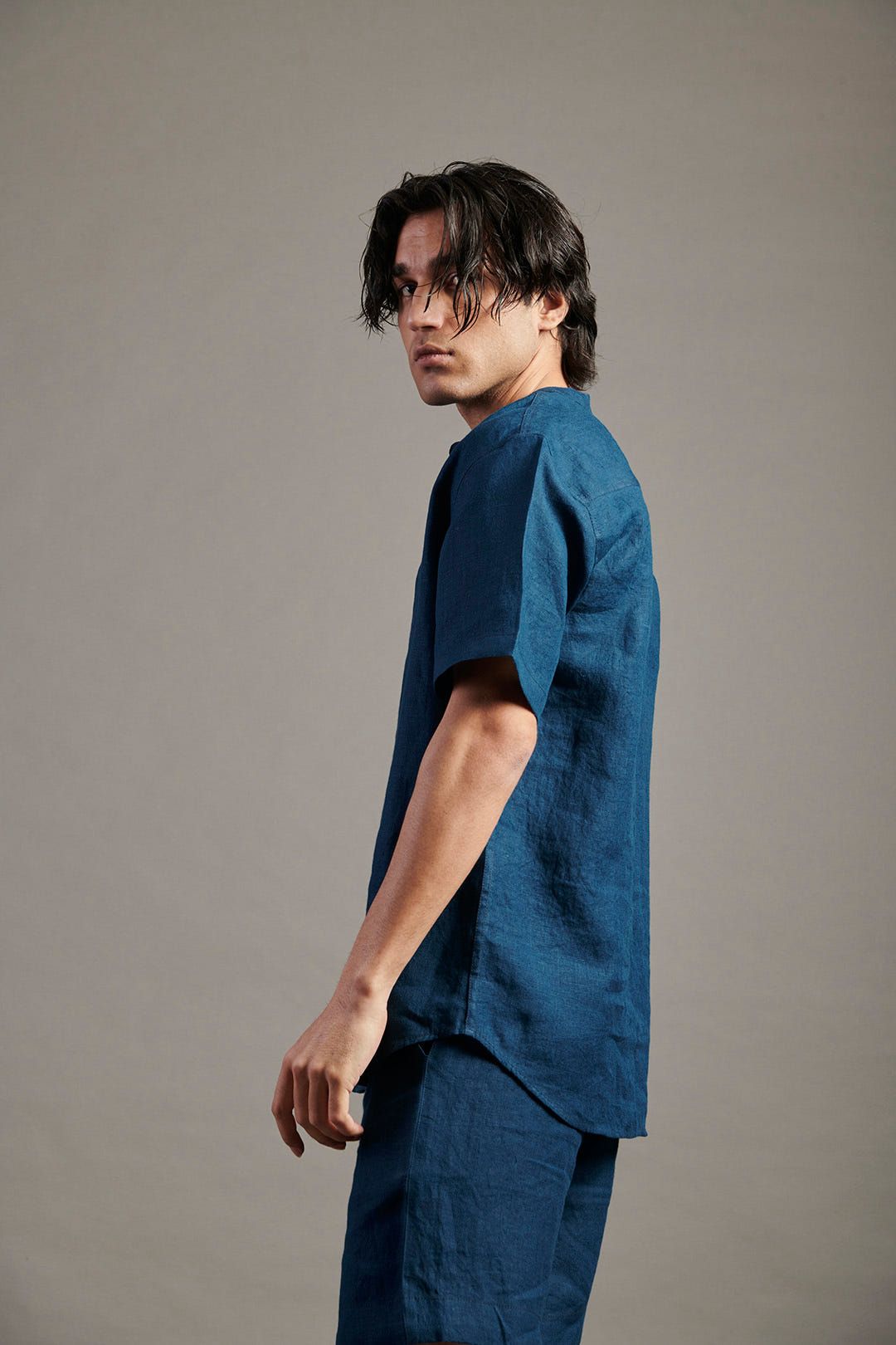 Indigo Linen Half Sleeves Band Collar Shirt - image 5