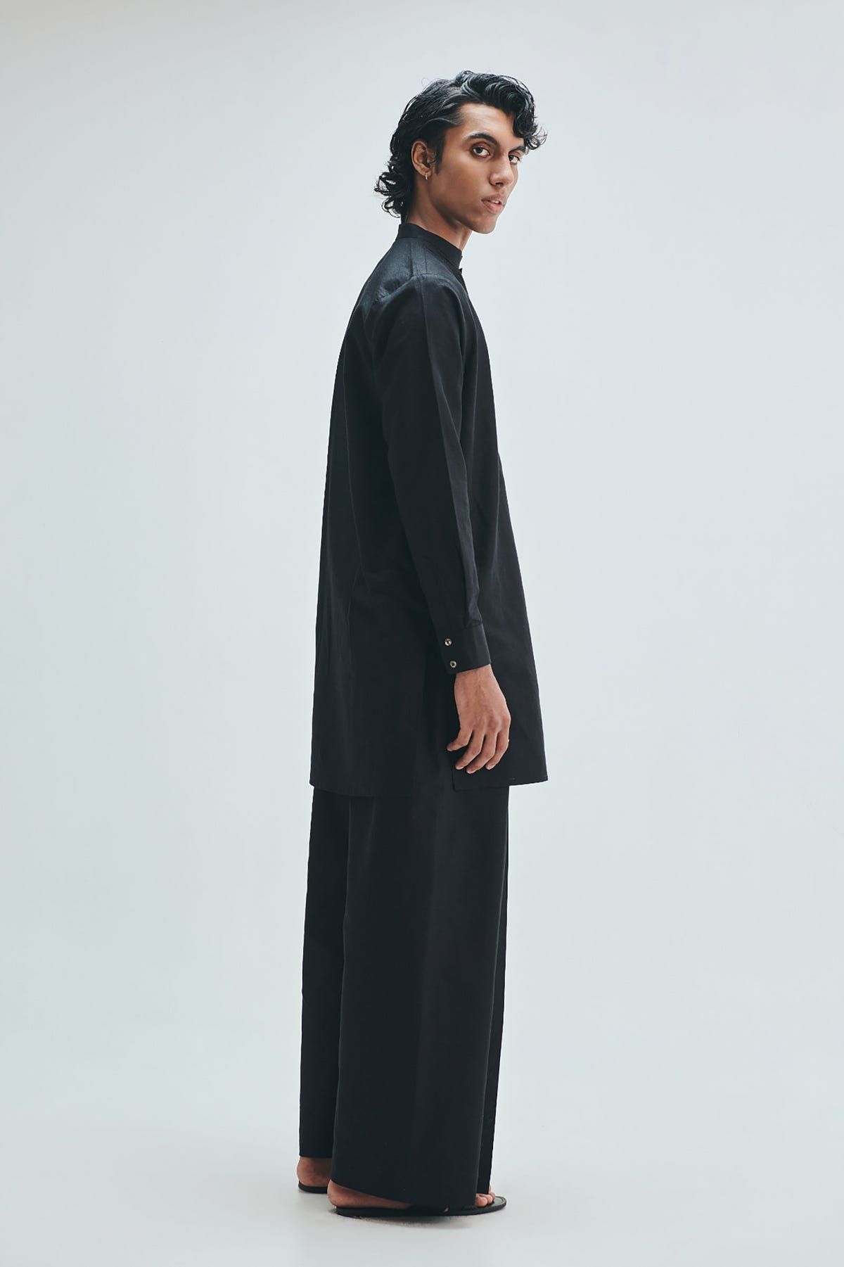 Kohl Co-Linen Men's Pleated Yoke Kurta - image 6
