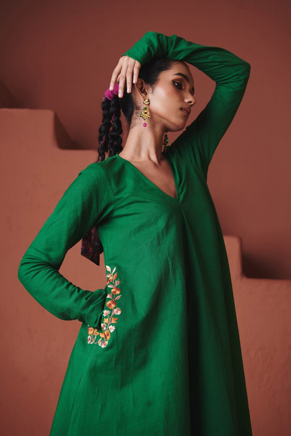 Panna Linen Embroidered Pocket Kurta Set - image 3