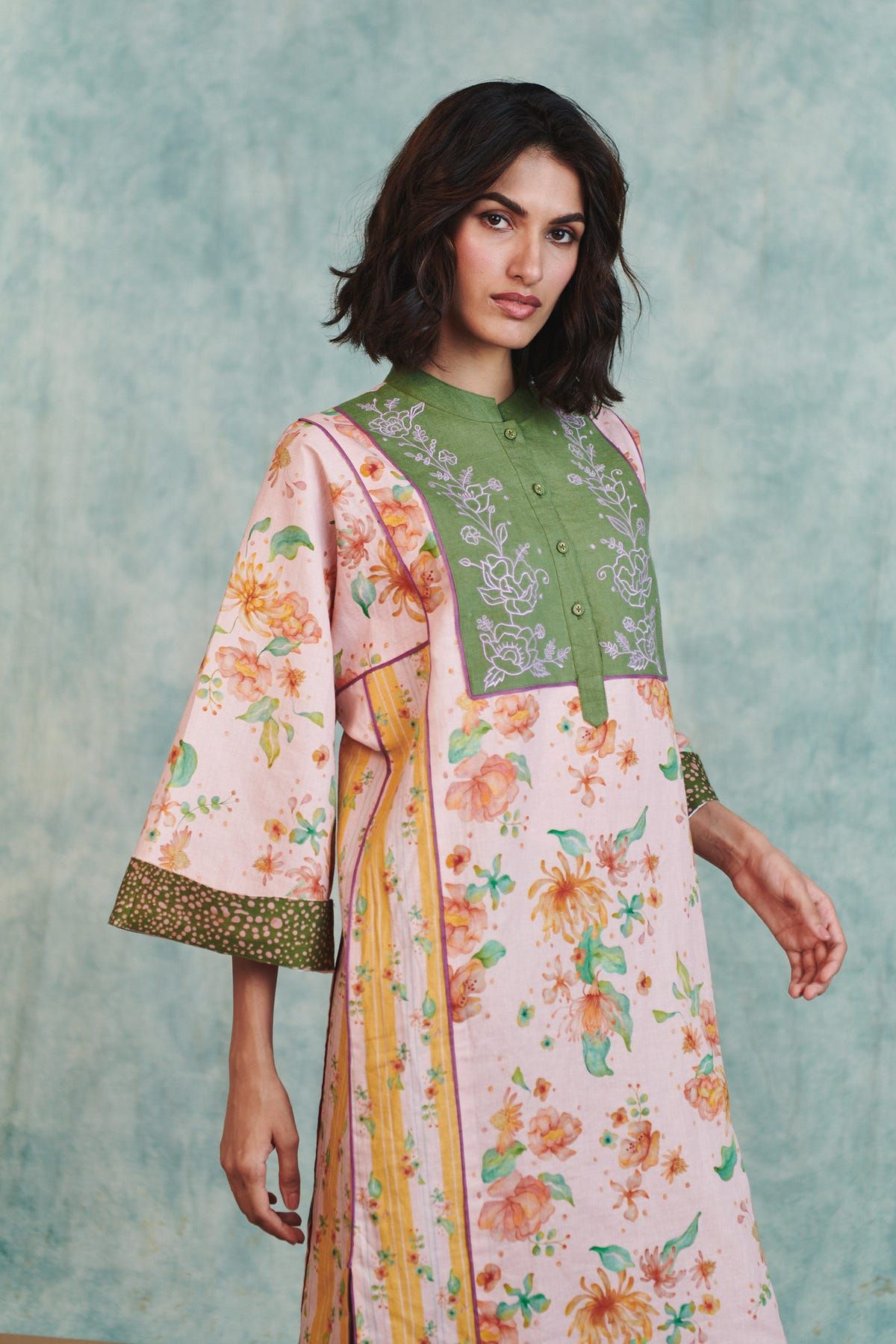 Flora Co-Linen Embroidered Multi-Panelled Kurta Set - image 2