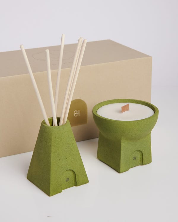 Saphed — Saanj Soy Candle & Reed Diffuser Set