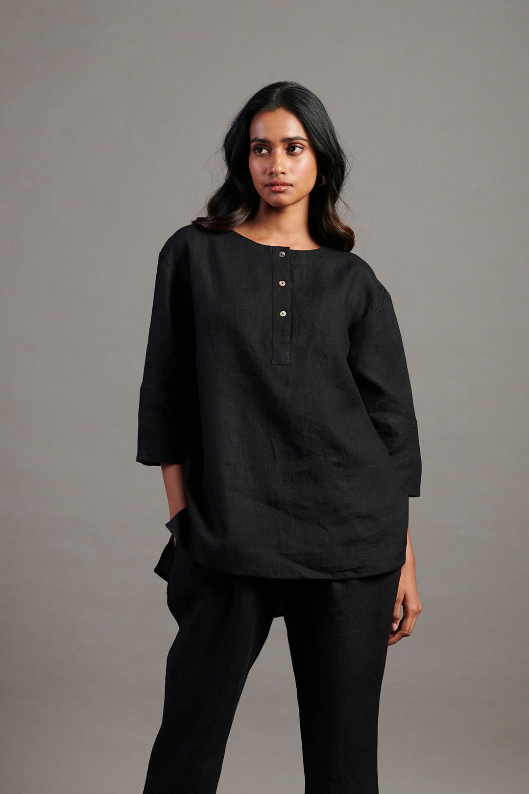 Kohl Co-Linen Short Kurta Set - image 4