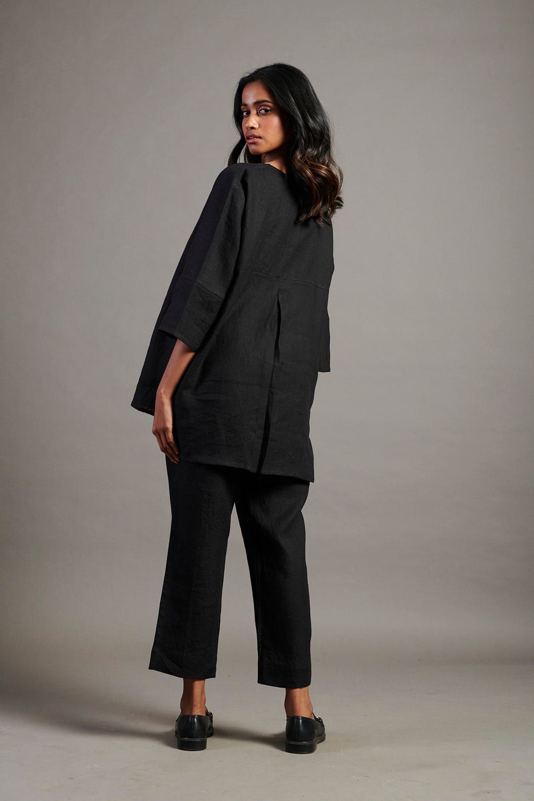 Kohl Co-Linen Short Kurta Set - image 5