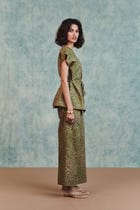 Blot Co-Linen Sleeveless Wrap Blazer Set view 4