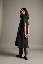 Kohl Co-Linen Half Sleeves Kurta view 5