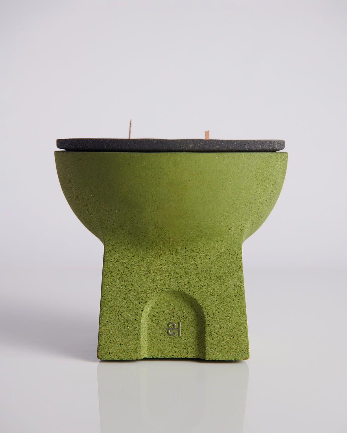 Saanj Refillable Soy Candle - image 2