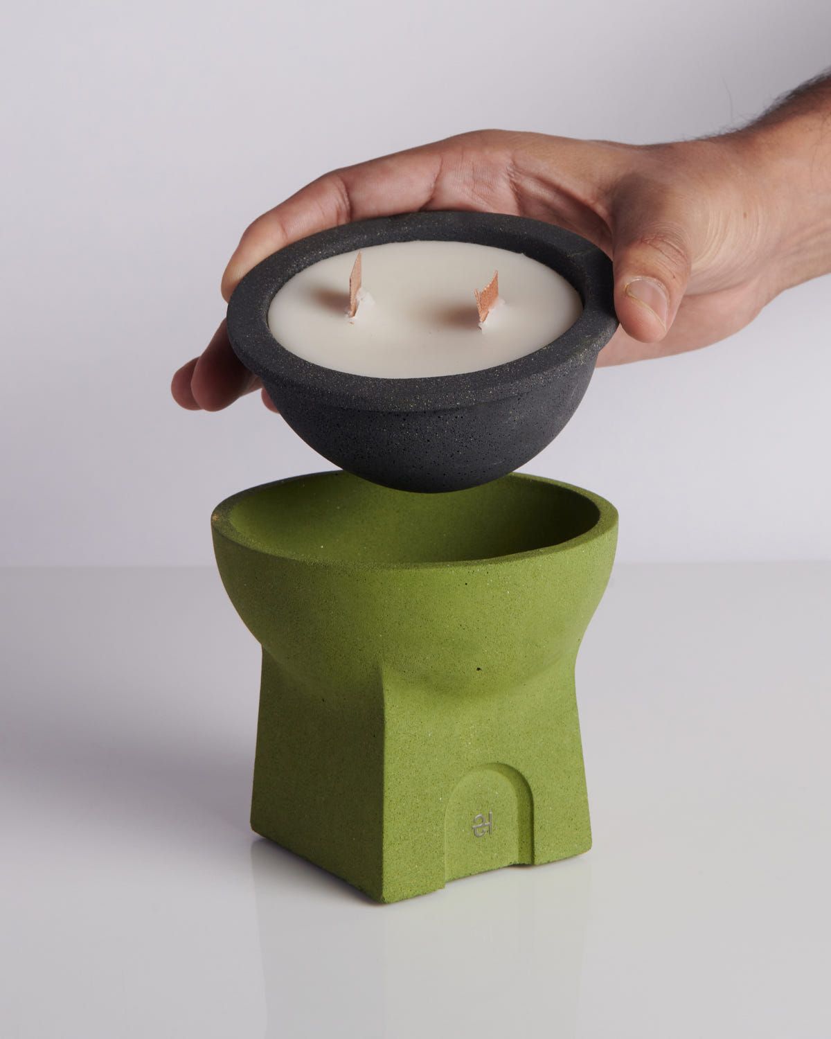 Saanj Refillable Soy Candle - image 5