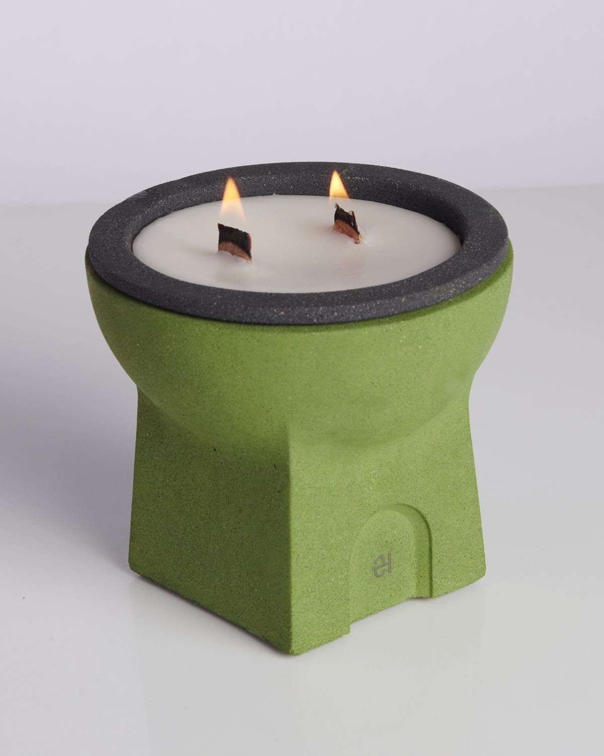 Saanj Refillable Soy Candle - image 8