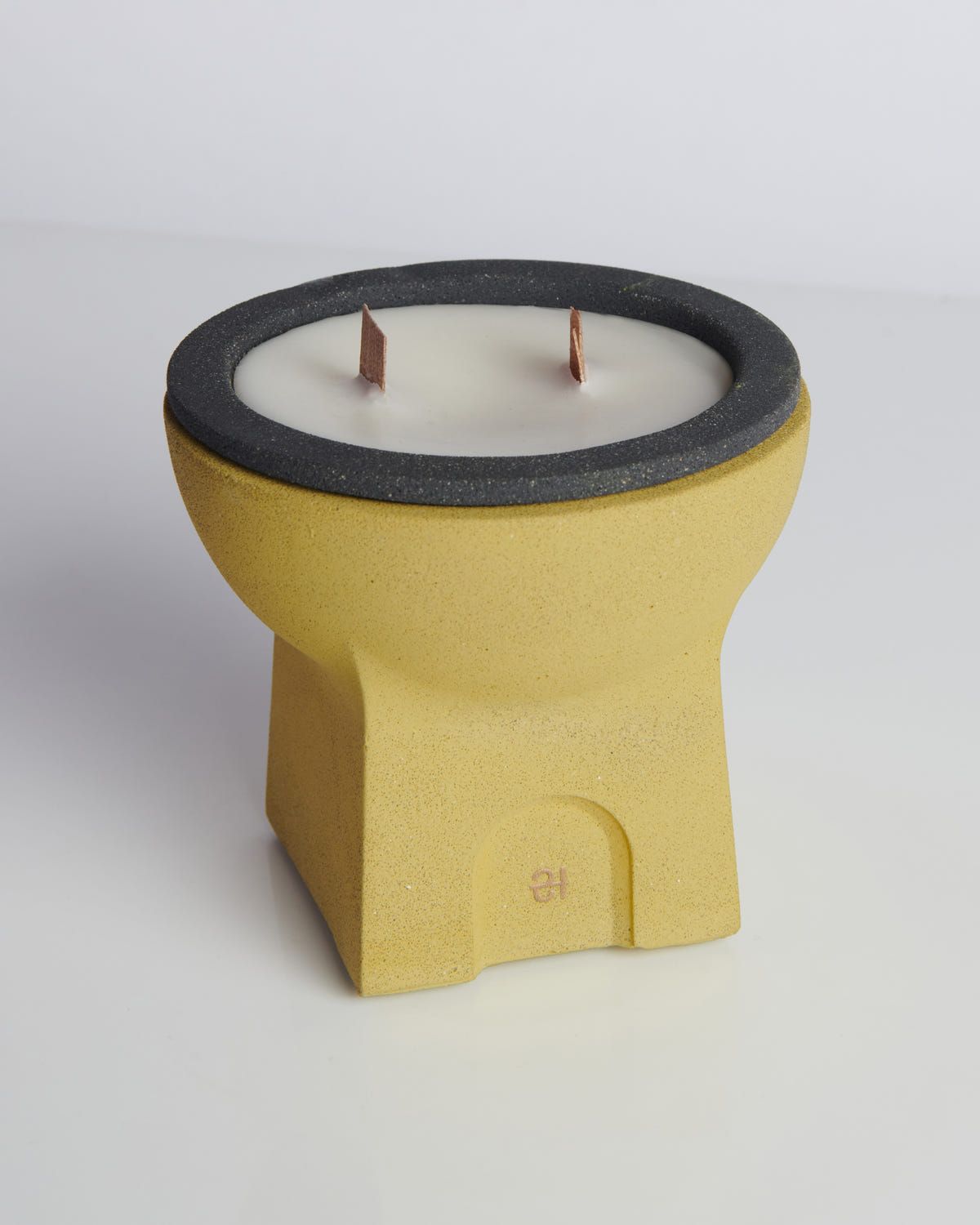 Saanj Refillable Soy Candle - image 9