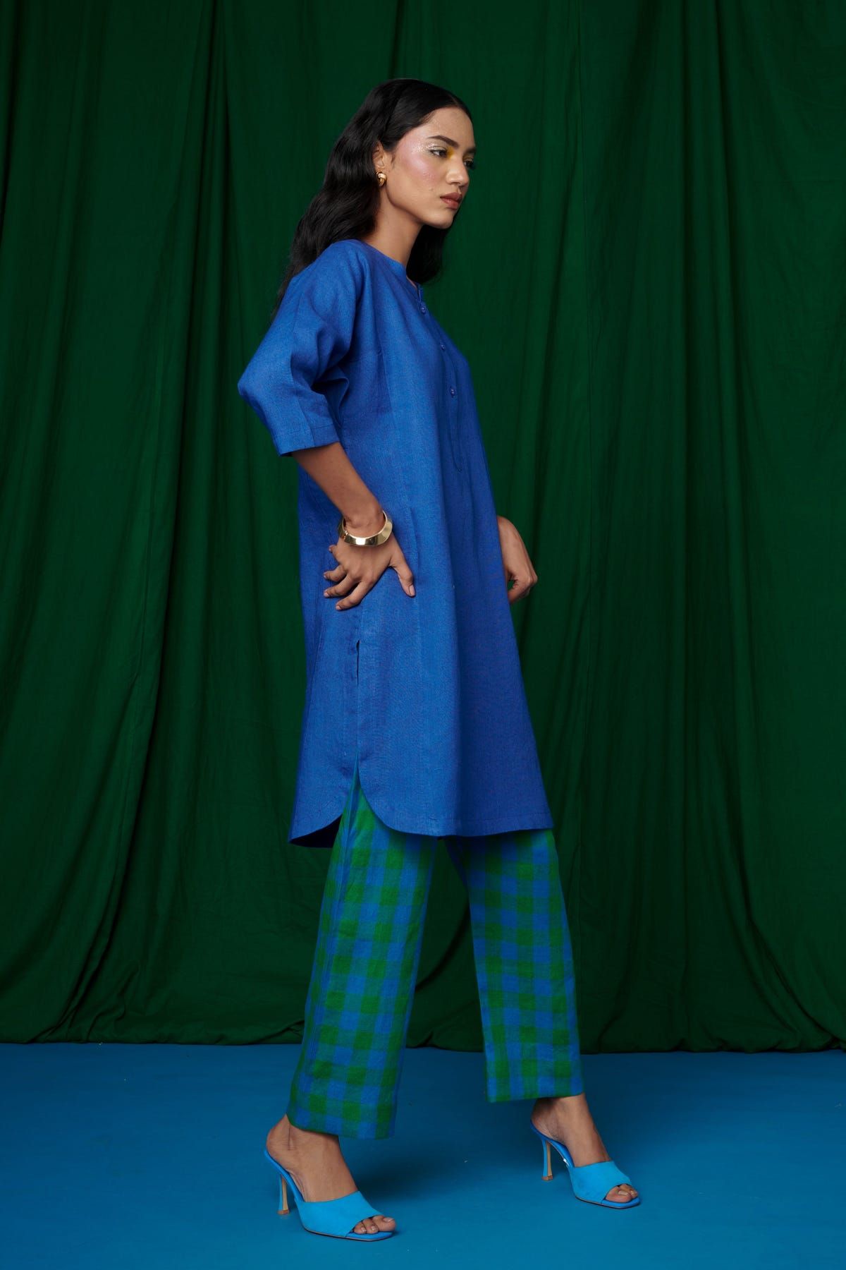 Neelam Linen Panelled Kurta Set - Sale - image 7