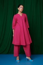 Rani Linen Pheran Kurta Set view 3