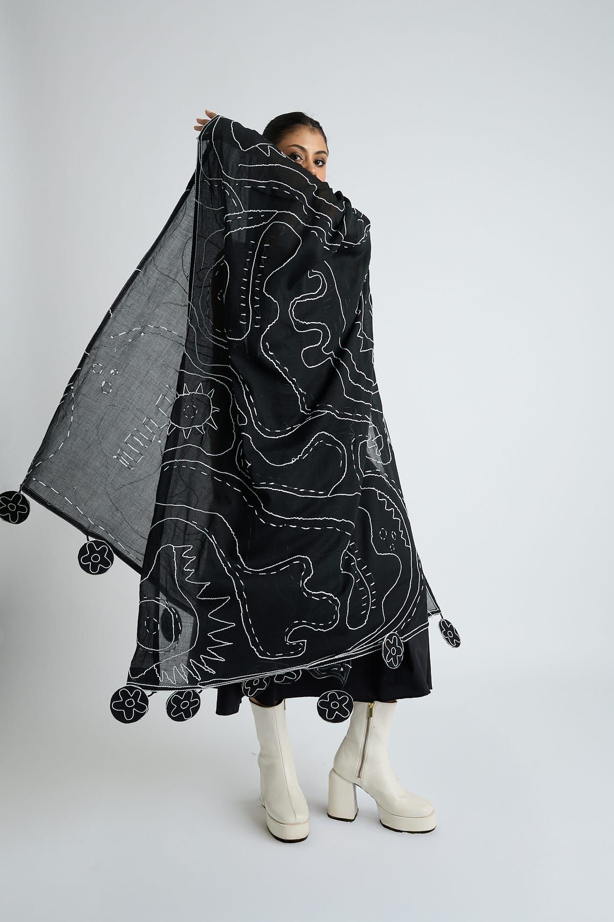 FACELESS DUPATTA - image 3