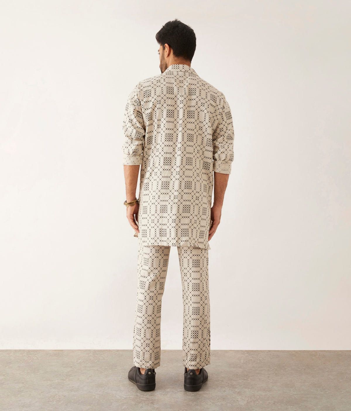 CAI - BALANCE TWIN - SHIRT- SET - IVORY - image 3