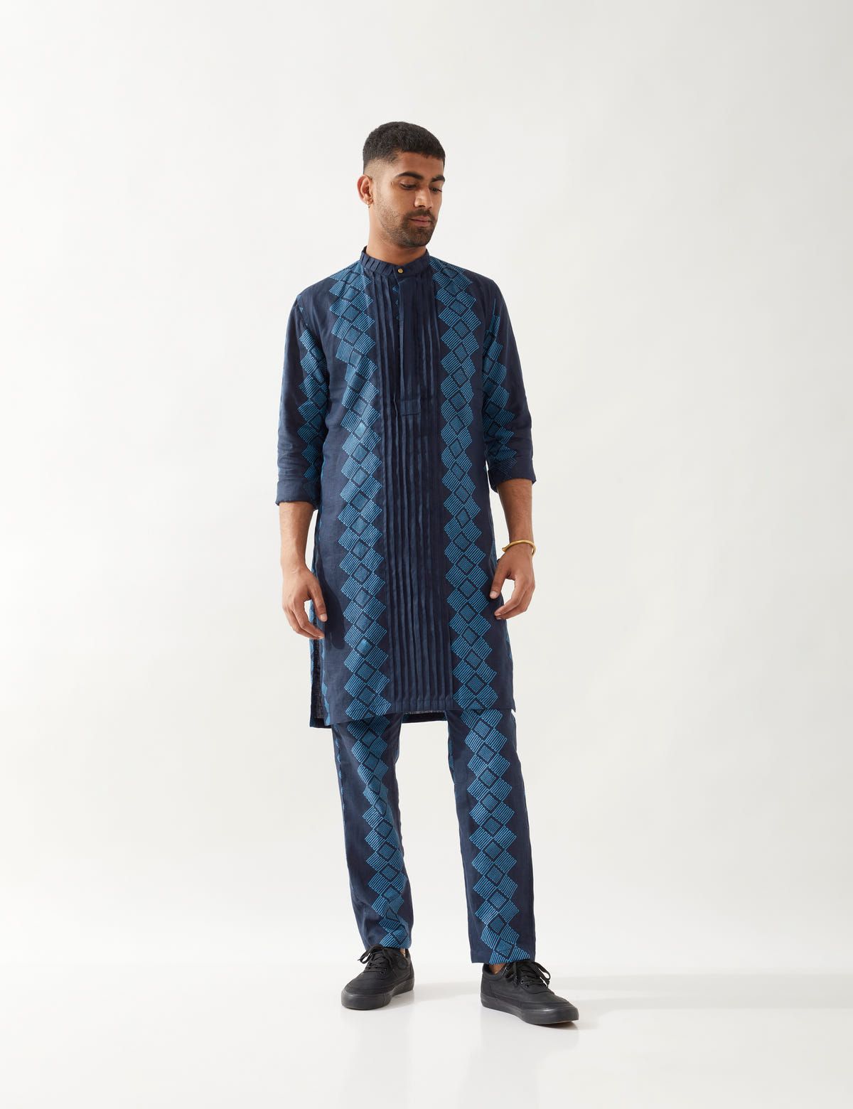ZAKE BARBED KURTA SET - NAVY - image 6