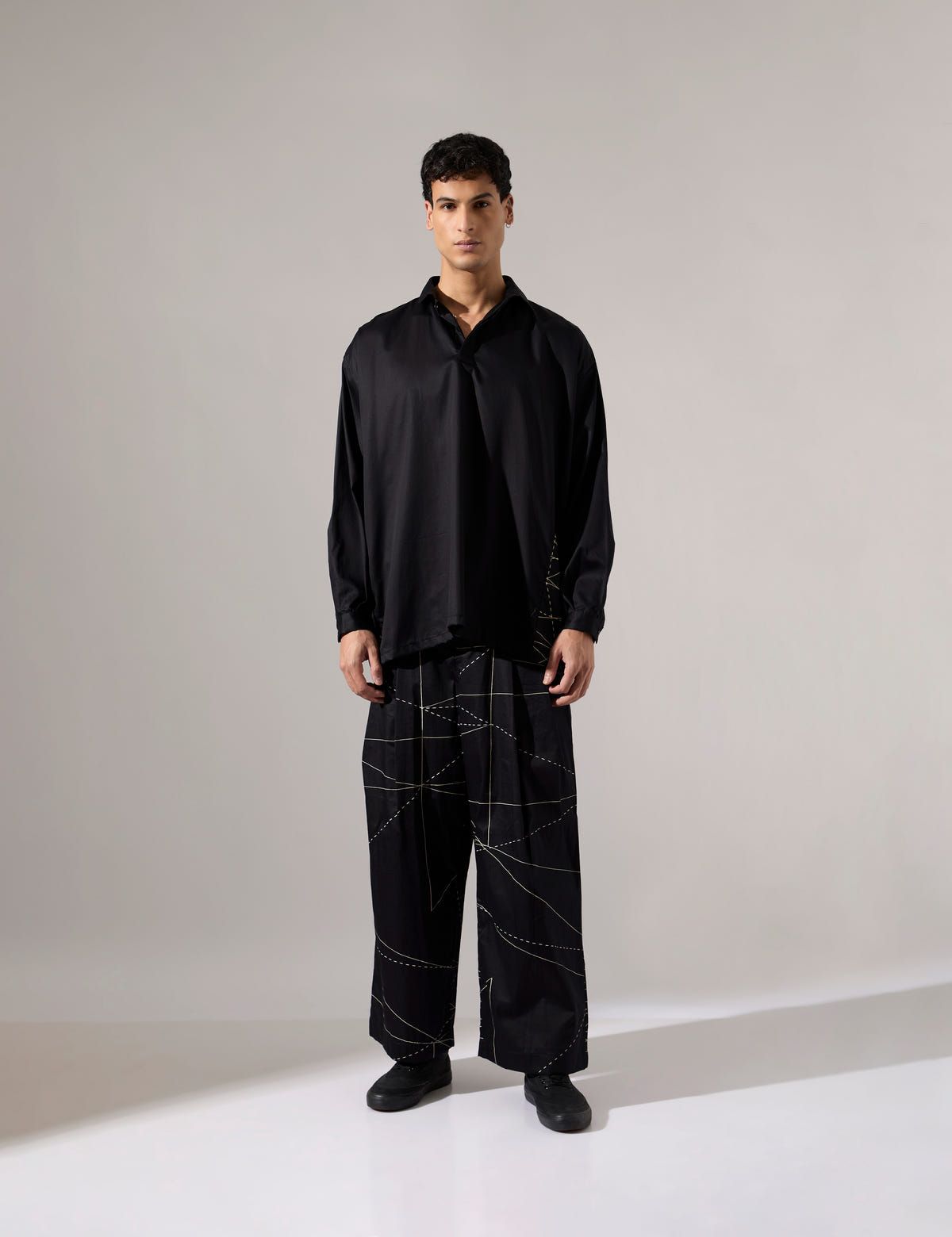 Mathew Look - Black - image 1