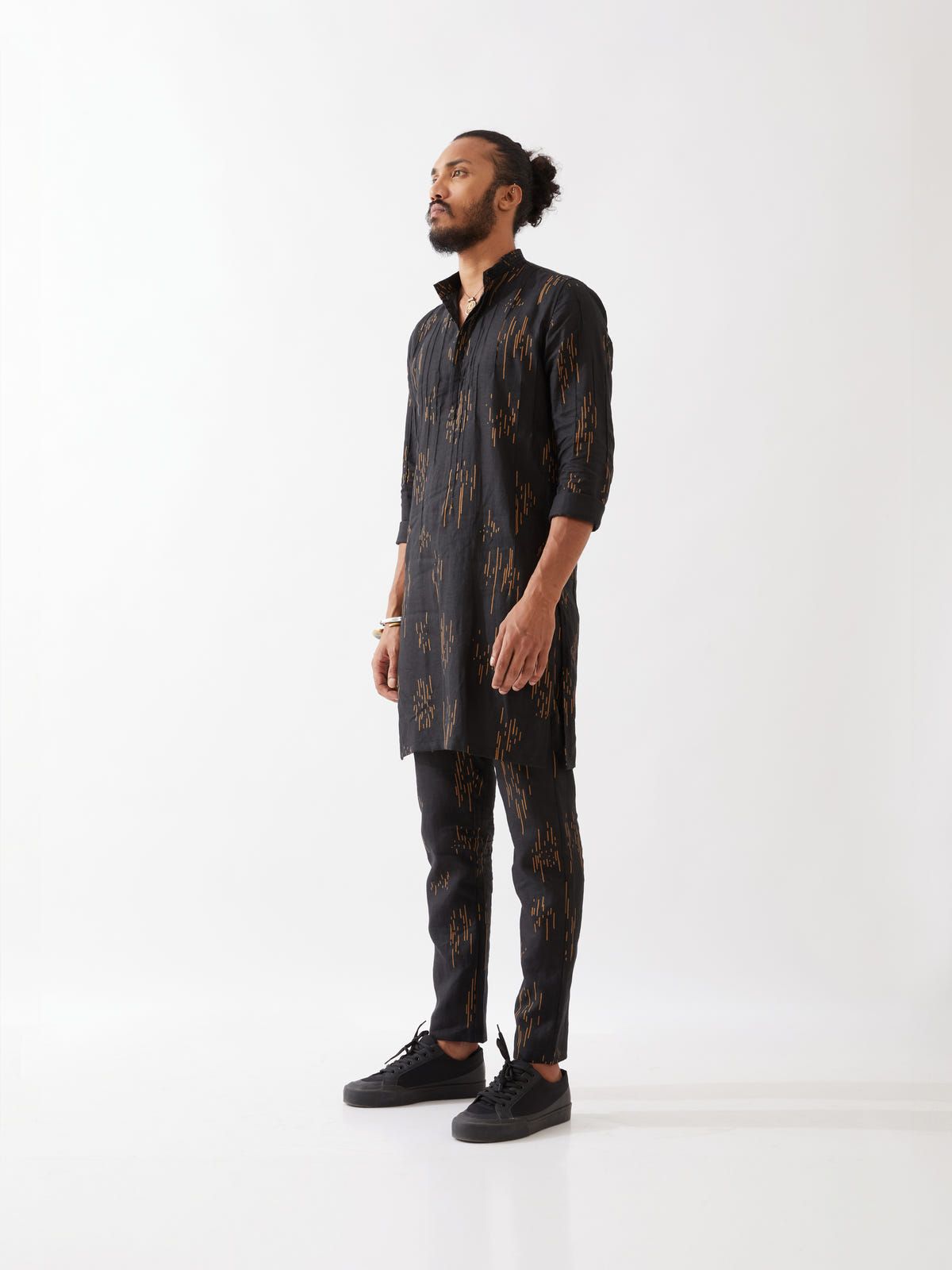 CARSON METEOR KURTA - BLACK - image 3