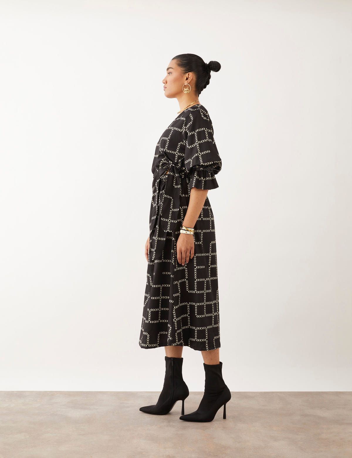 LILA DRESS - BLACK - image 3
