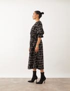 LILA DRESS - BLACK view 3