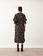 LILA DRESS - BLACK view 4