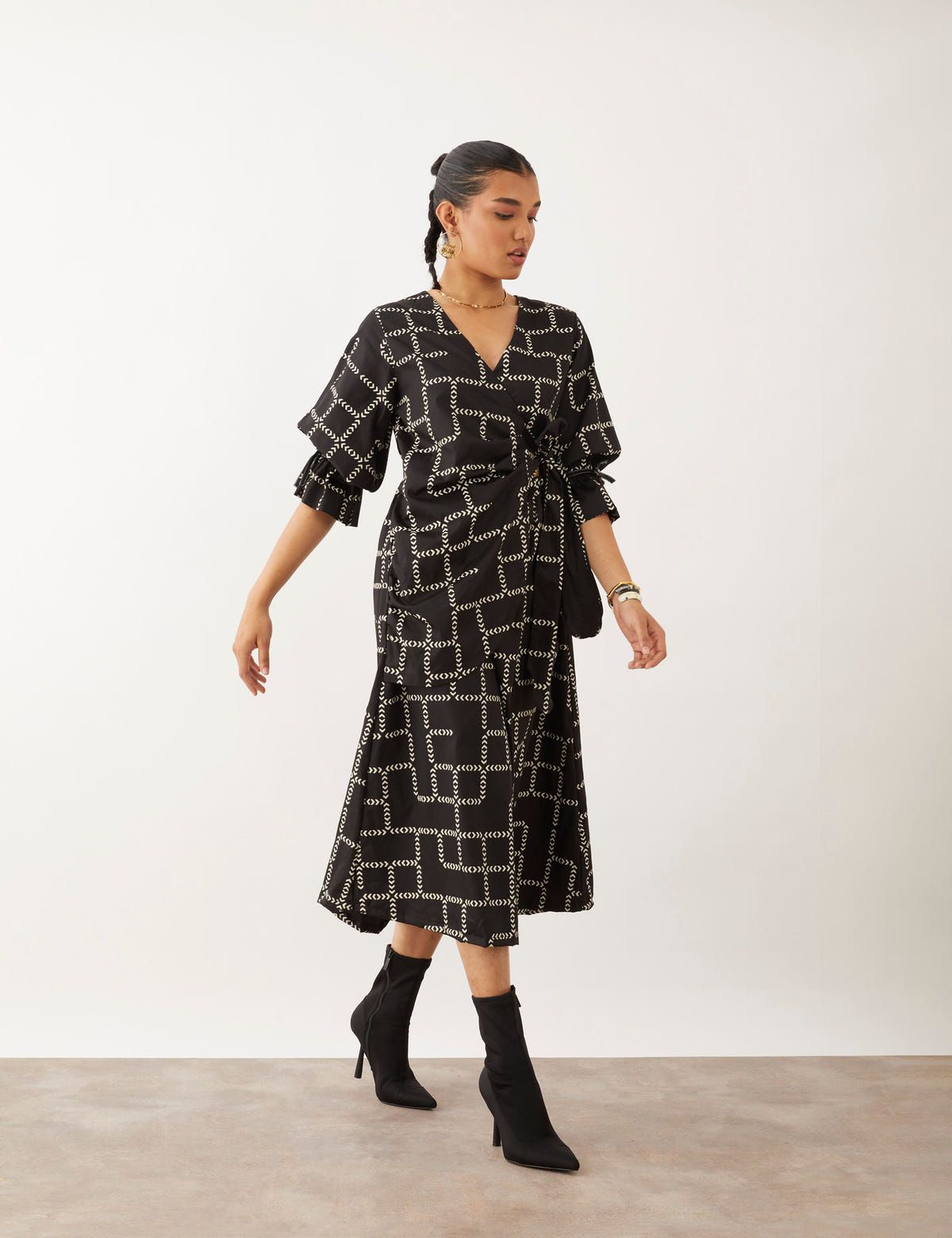 LILA DRESS - BLACK - image 5