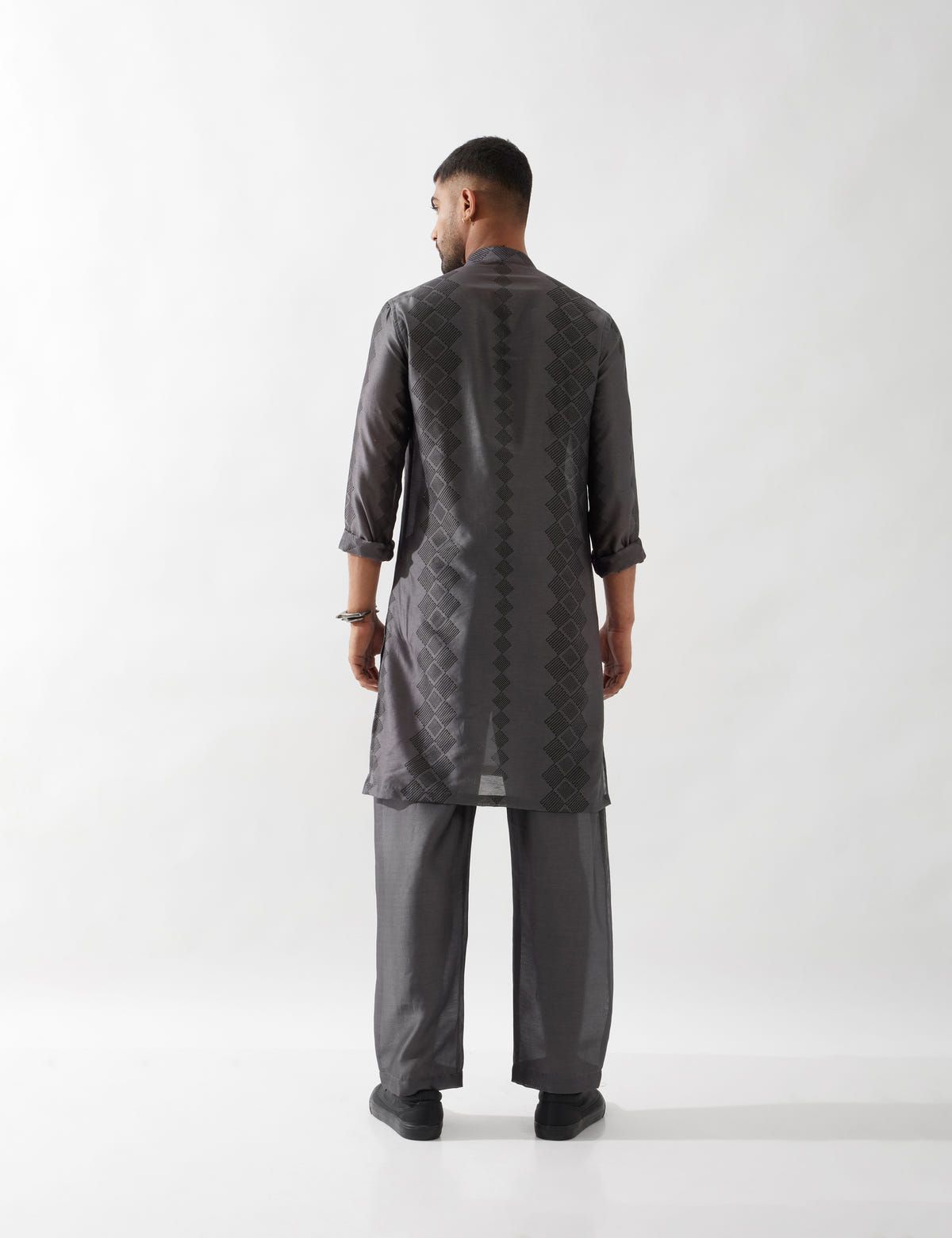 ZED BARBED KURTA SET - GREY - image 4
