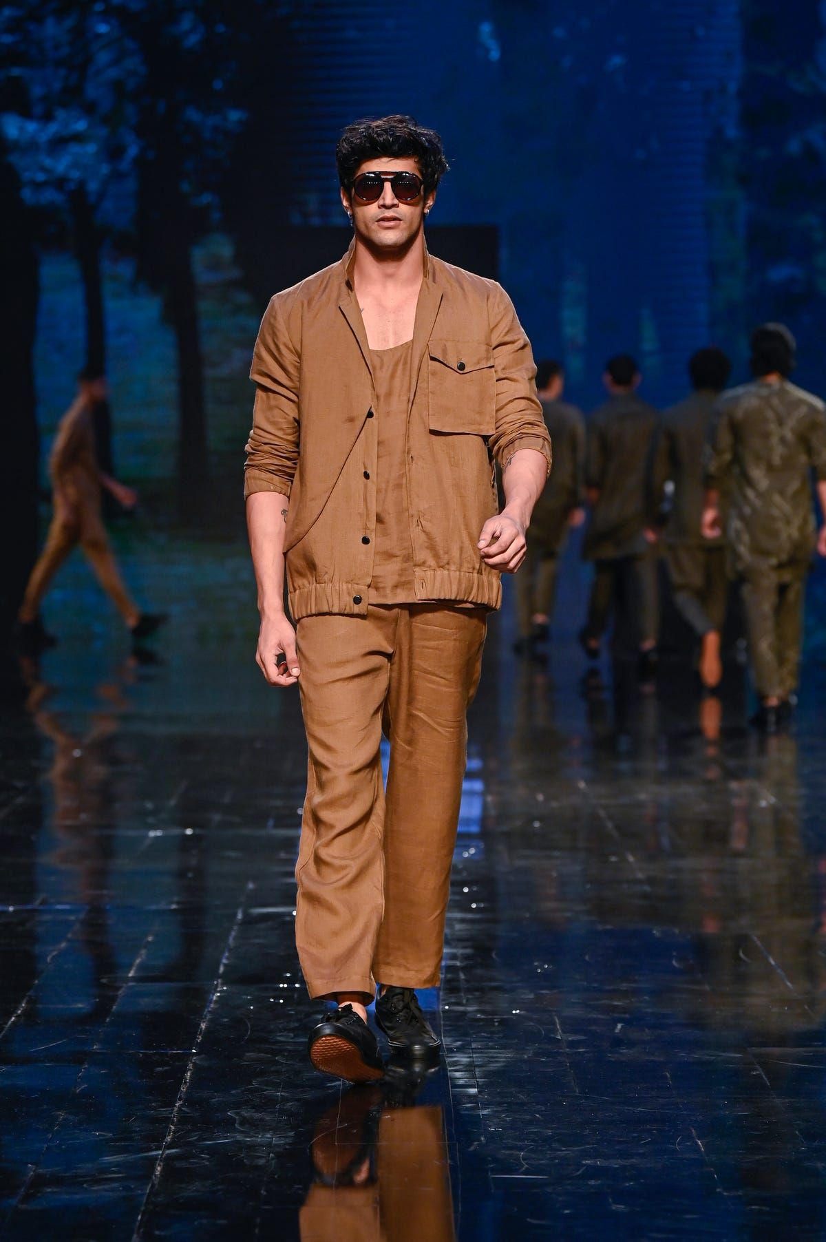 AADHAV LOOK - GOLDEN BROWN - image 3
