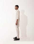ZANDER CHECKER KURTA SET- IVORY view 5