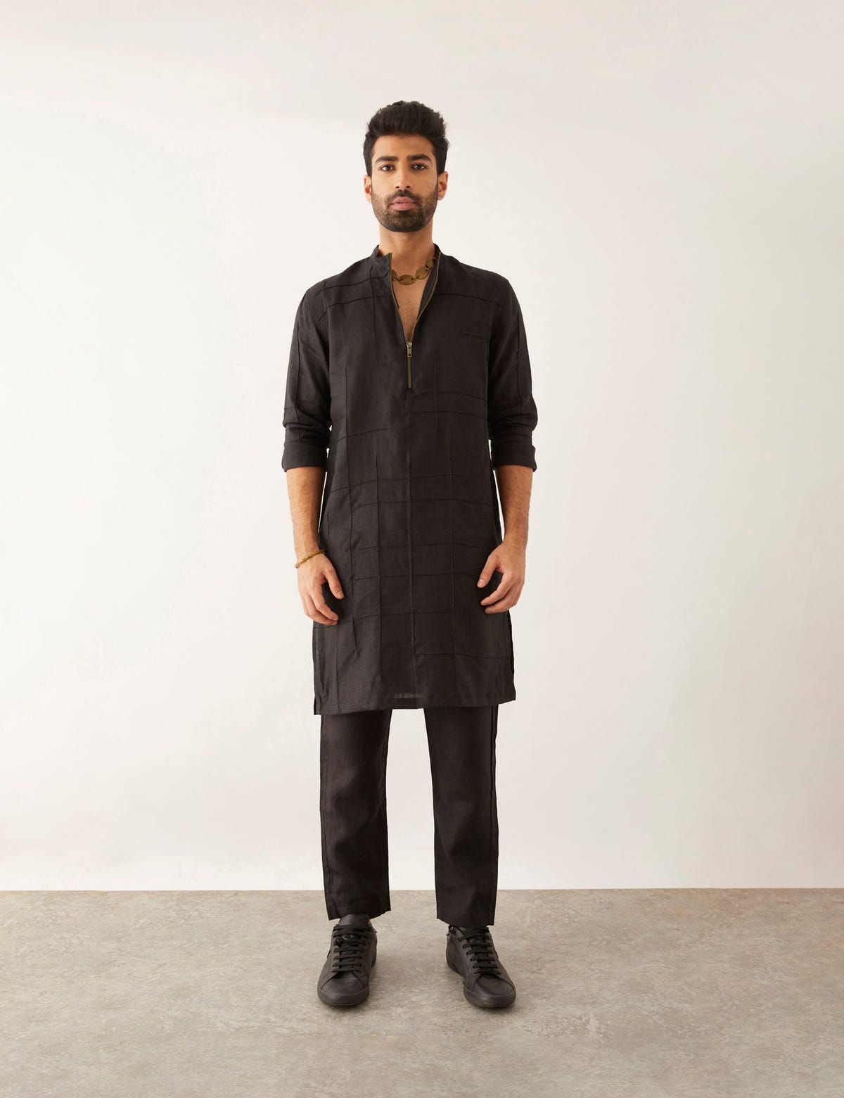 ISSA KURTA SET - BLACK - image 1