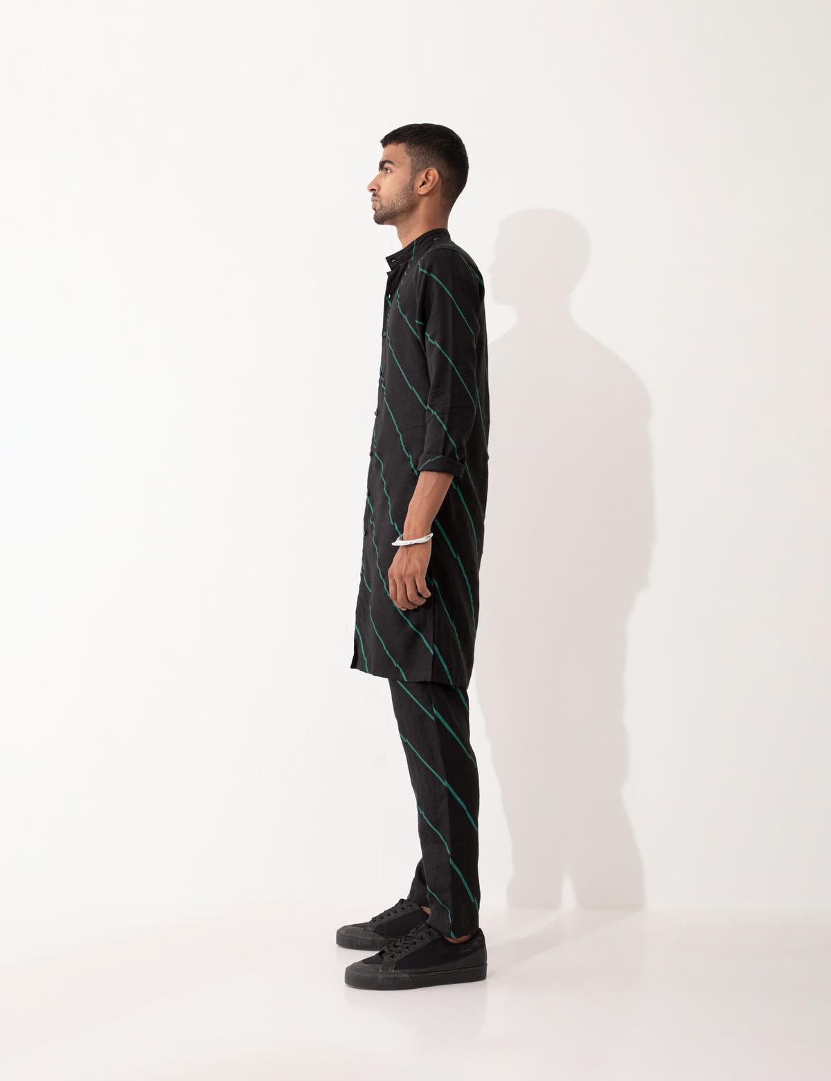 DARIS BIAS KURTA SET- BLACK - image 5